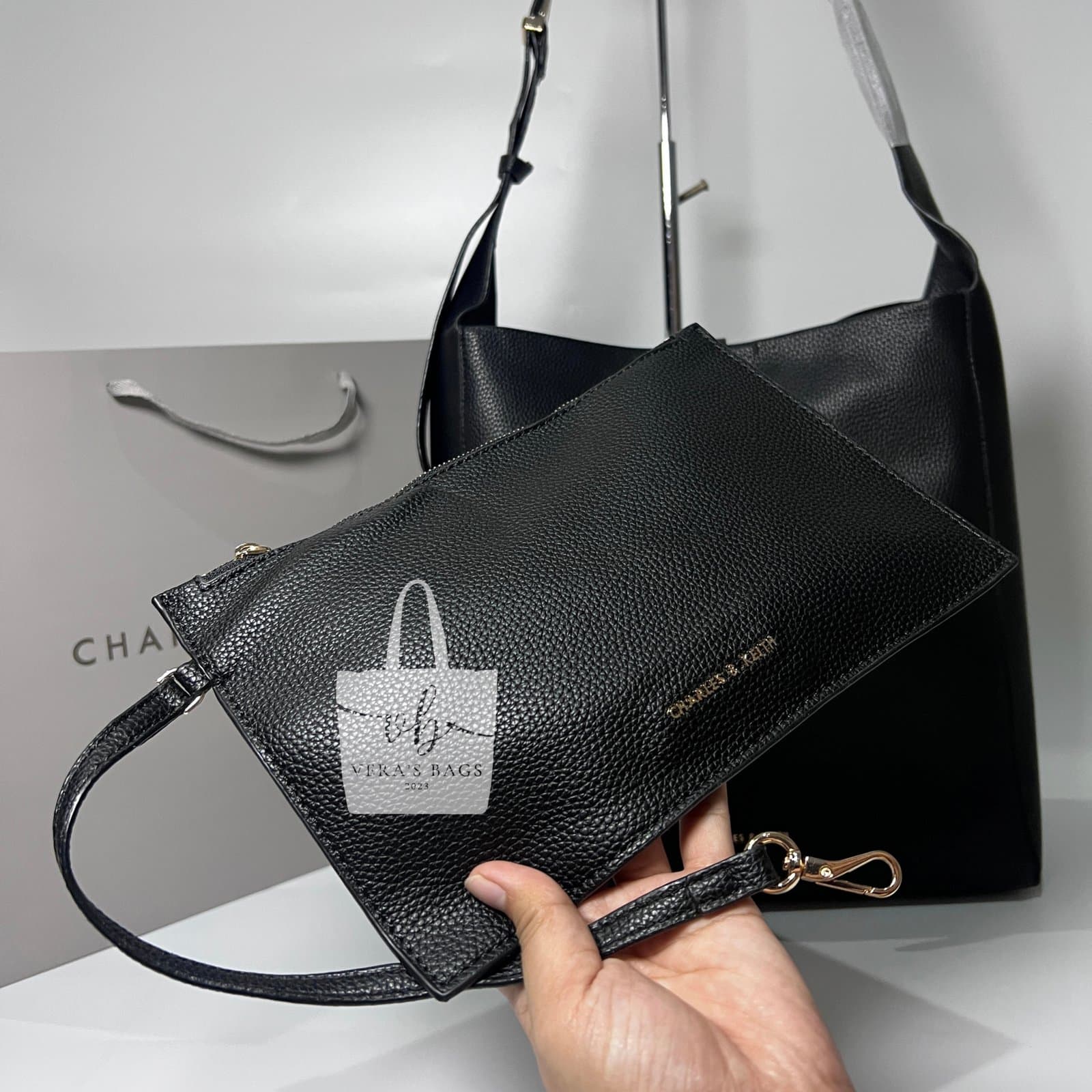 Charles & Keith Beryl thumbnail 3