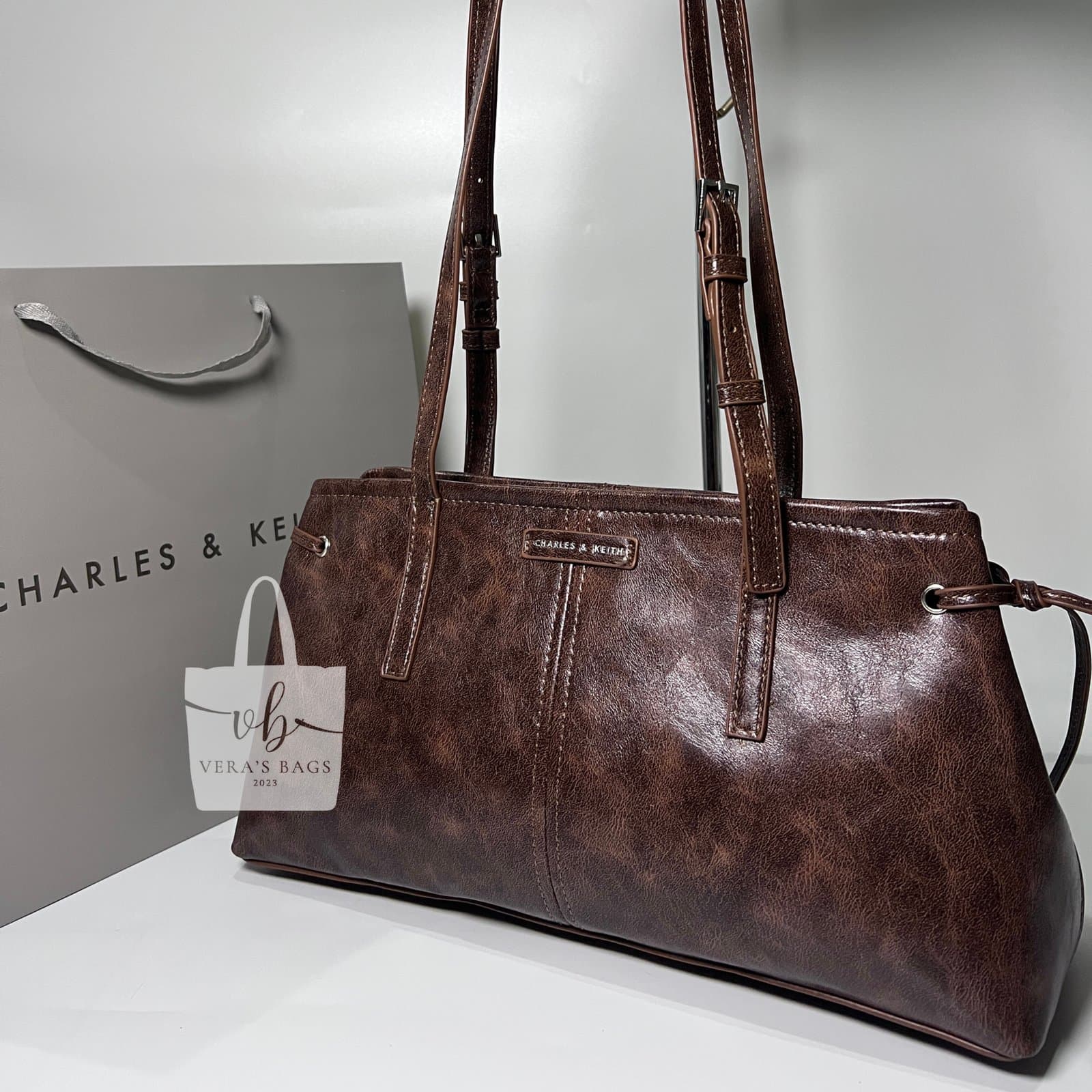 Charles & Keith Noane thumbnail 2