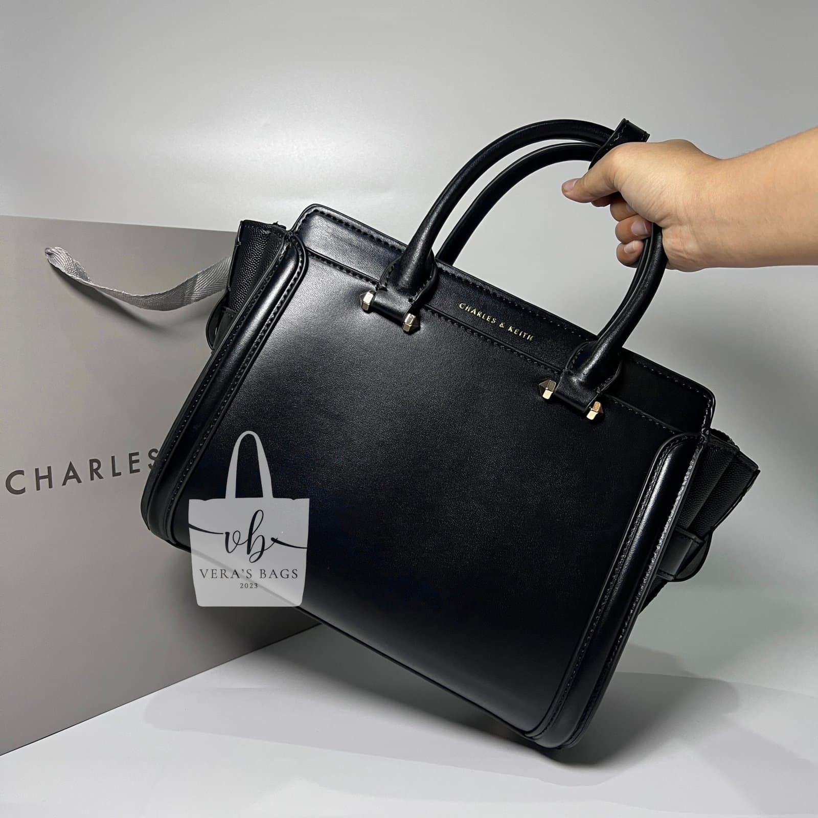 Charles & Keith Trapeze thumbnail 2