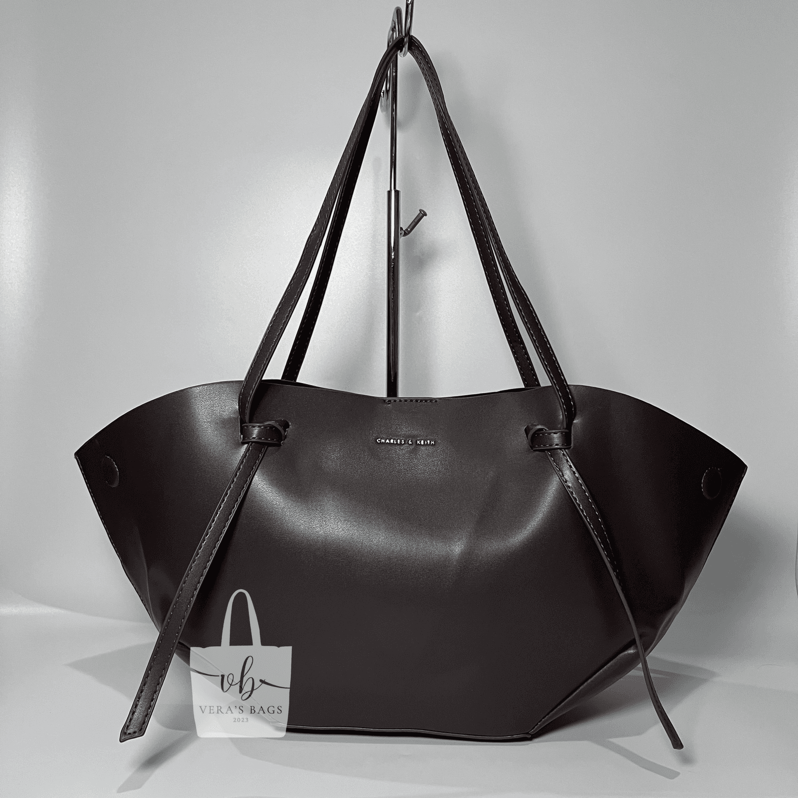 Charles & Keith Calla thumbnail 2